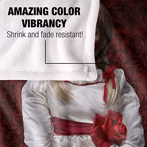 LOGOVISION Annabelle 3 Doll Poster Super Soft Fleece Throw Blanket, Multicolour, W: 91 cm, D: 147 cm – 3