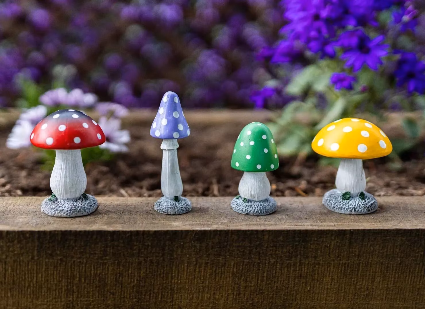 Marco Paul Pack of 4 Multi Coloured Resin Toadstool Secret Fairy Garden Ornaments – 3