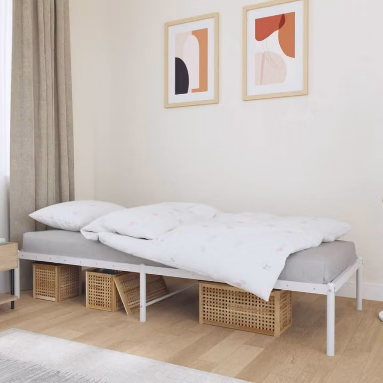 Berkfield Home Metal Bed Frame in White, W/D/H: 75 x 190 cm Small Single