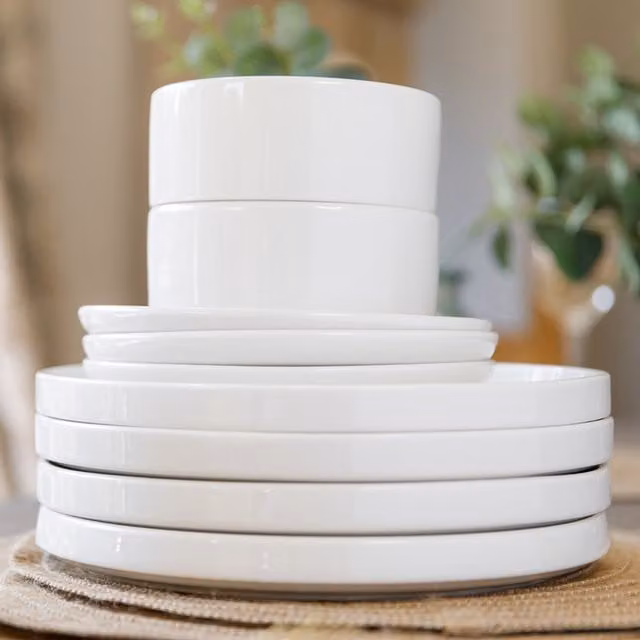 Mikasa Camberlie 12-Piece White Porcelain Dinner Service – 1