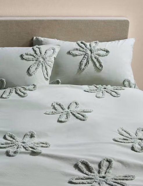 M&S Pure Cotton Tufted Floral Bedding Set Green 200x200 cm