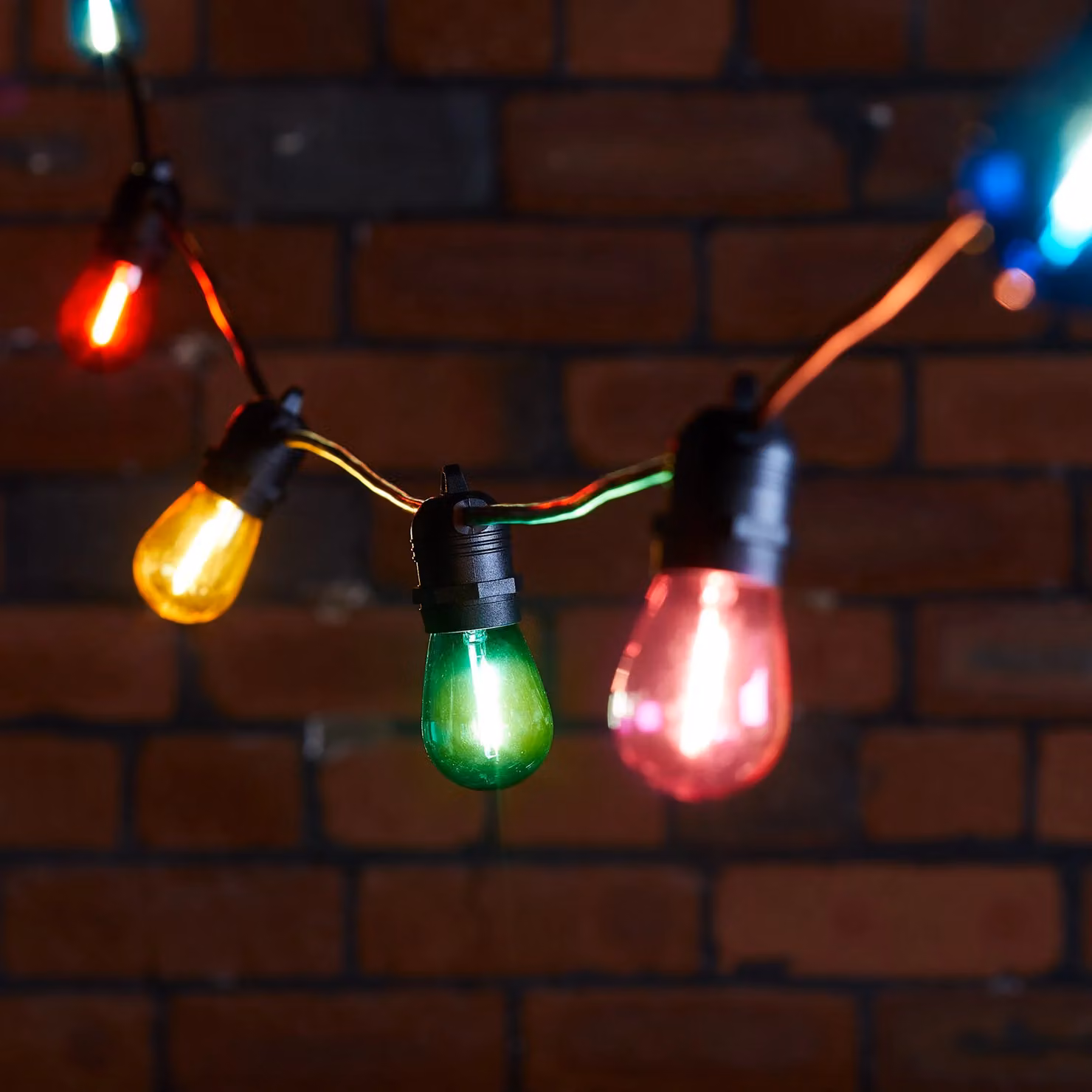 Ultimate Connect Multi Coloured Connectable Festoon Lights with Black Cable and 190 Bulbs