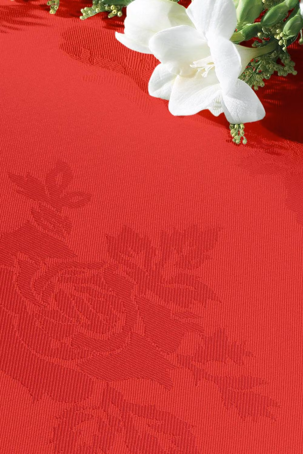 Vision Linens Red Floral Rose Design Polyester Napkin, 56 x 56 cm – 2