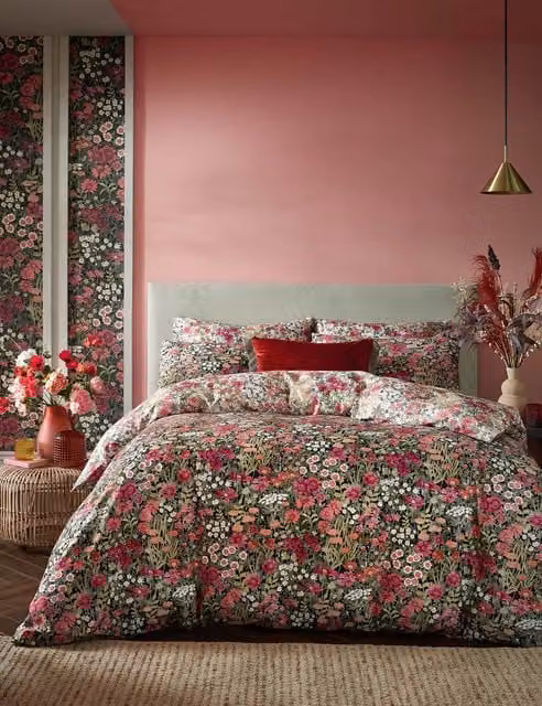 Graham & Brown Wallflower Reversible Floral Mako Cotton Sateen Bedding Set, Multicolour, W: 140 cm, L: 200 cm