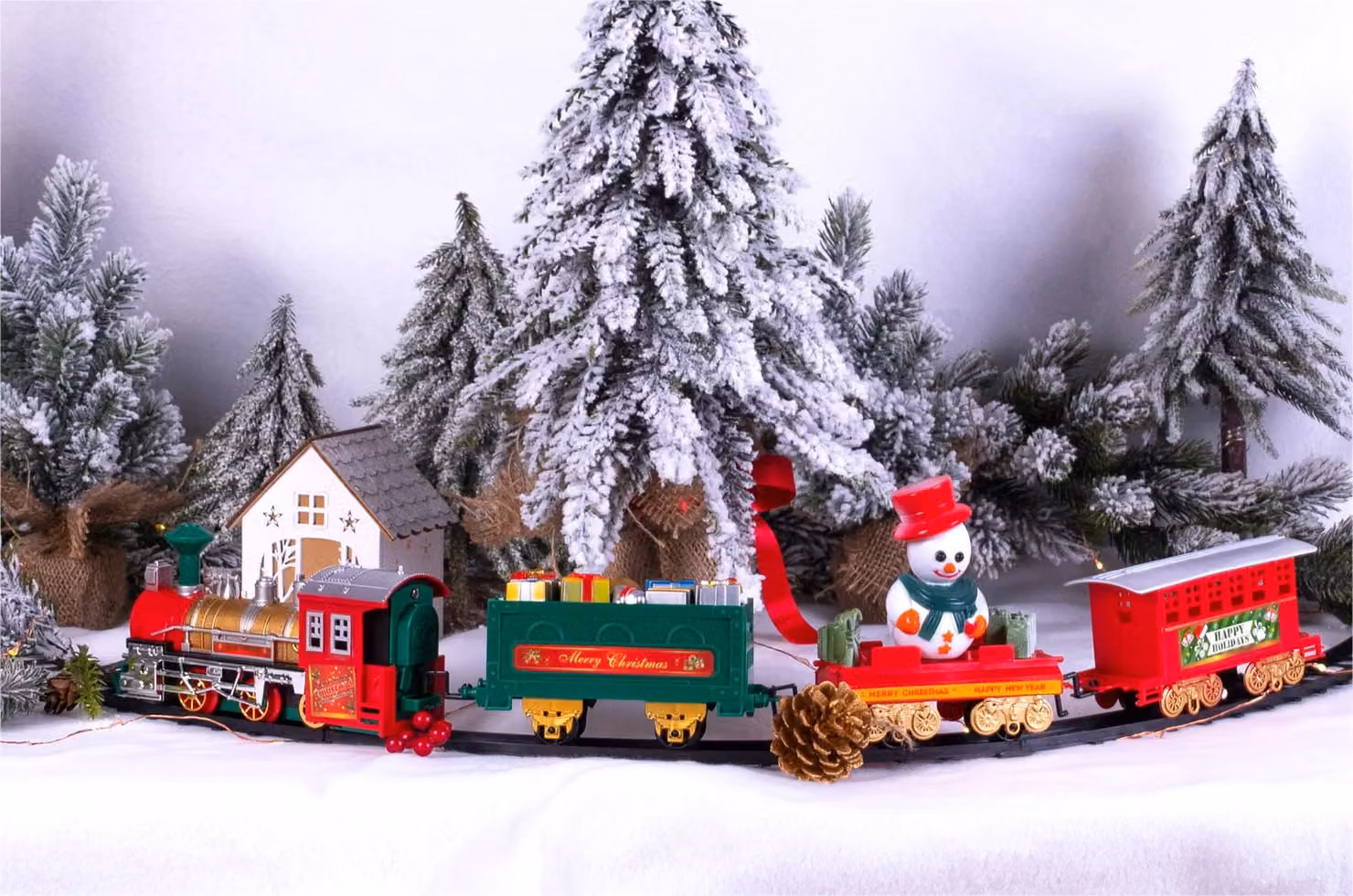 Netagon Battery Operated Christmas Train Set in Red – 3
