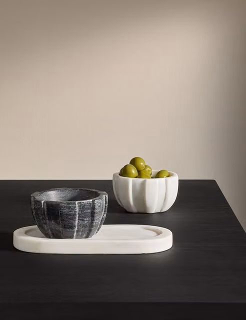 M&S x Kelly Hoppen Marble Textured Stoneware Pinch Pots and Tray Set in White and Multicolour