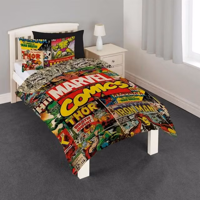Marvel Avengers Comics Breathable Duvet Cover and Pillowcase Set, Multicolour, W/D/H: 135 x 200 cm