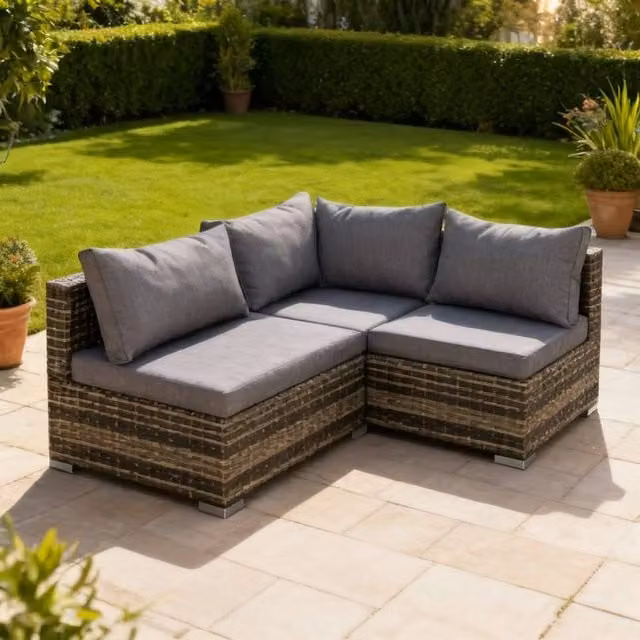 ERGOVEXA L-Shape Outdoor PE Rattan Corner Sofa in Grey with Upholstered Cushions and Metal Frame
