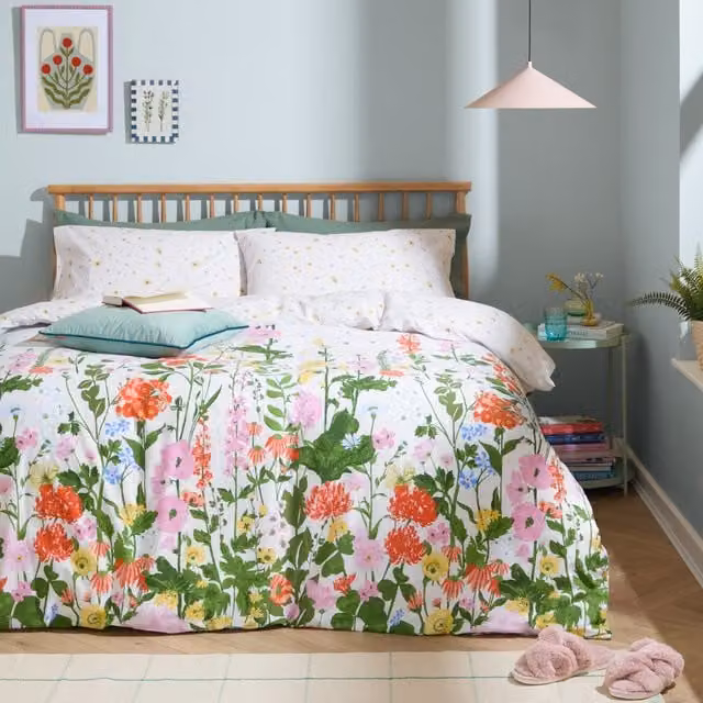 Furn Cottage Garden Reversible Floral Duvet Cover and Pillowcase Set, Multicolour, Cotton Blend, W/D/H: 137 x 200 cm