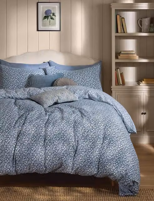 Laura Ashley Sweet Alyssum Blue Mix Floral Cotton Flannelette Bedding Set W: 140 cm, L: 200 cm