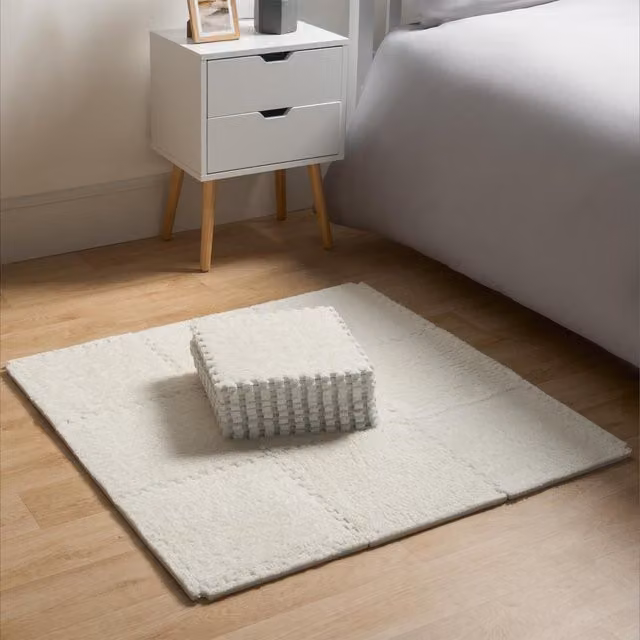 OHS Teddy Interlocking Carpet Rug Tiles in Yellow and White