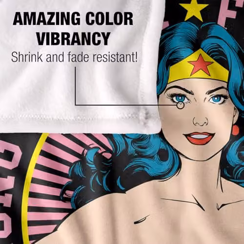 Warner Bros. Wonder Woman Circle Portrait Super Soft Fleece Throw Blanket, Multicolour, W: 152 cm, D: 127 cm – 3