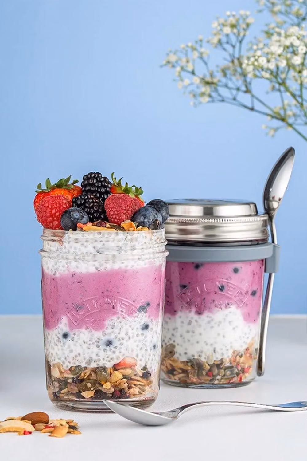 Kilner Set of 2 Transparent Glass Breakfast Jars with Stainless Steel Spoons, 350ml each – 2