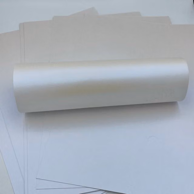 Syntego Pack of 10 Satin Blue A4 FSC Paper Sheets, 300 gsm