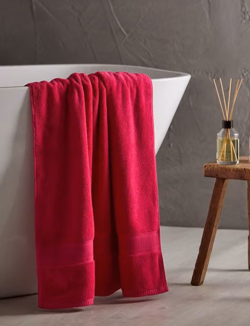 M&S Super Soft Pure Cotton Fluffy Quick Drying Towel in Pink