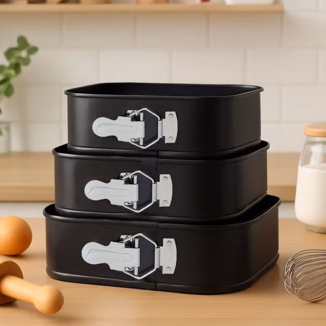 Orsina Set of 3 Non-Stick Square Springform Cake Tins in Black, W: 28 cm, D: 28 cm, H: 7 cm – 4