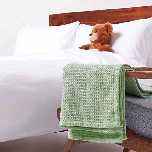 Homescapes Organic Cotton Waffle Pique Throw, Green, W/D/H: 125 x 150 cm – 2