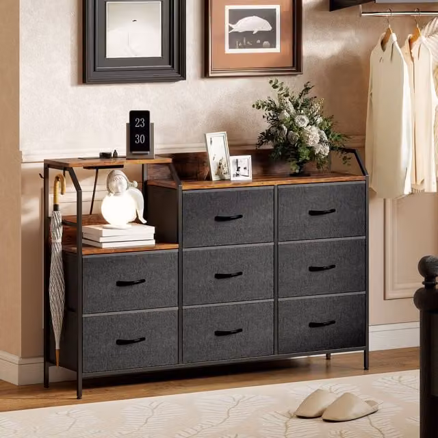HOMCOM Industrial Fabric and Metal Chest of Drawers with Charging Station for your Bedroom in Rustic Brown and Black
