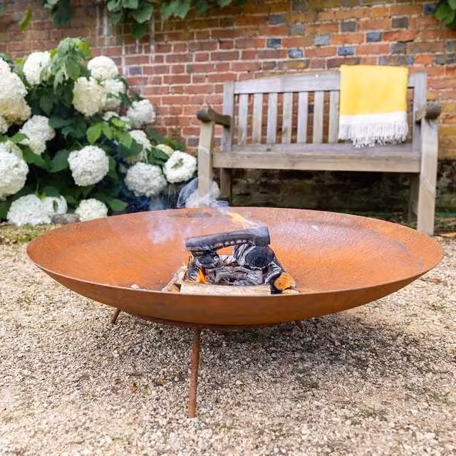 Primrose Pre-Rusted Corten Steel Fire Bowl in Brown and Orange, Diameter: 80 cm