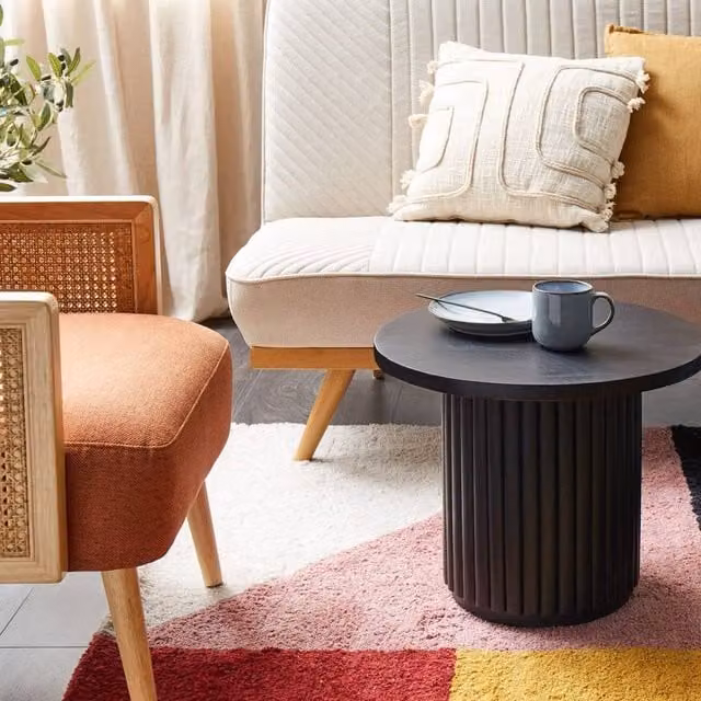 Wyld and Coco Round Mango Wood Coffee Table in Black Lacquered Finish, W/D/H: 50 x 50 x 50 cm