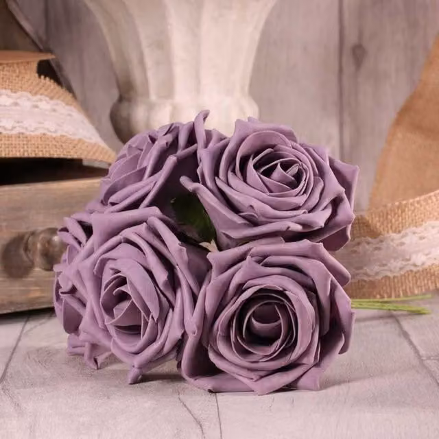 Kingsbury Gifts Bunch of 5 Mauve Foam Open Tea Roses