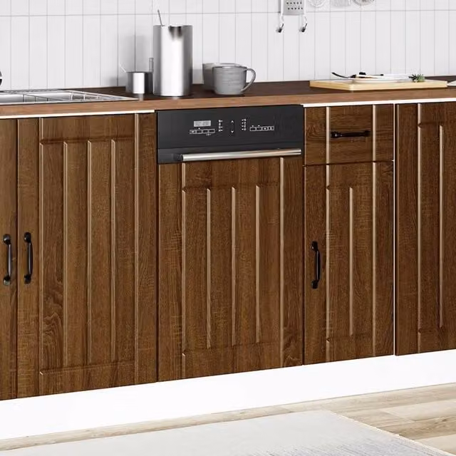 Berkfield Home Lucca Brown Oak Decorative Dishwasher Panel in Engineered Wood – 1