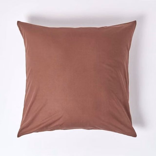 Homescapes 200 Thread Count Egyptian Cotton Percale Pillowcase, Brown, W/D/H: 60 x 80 cm