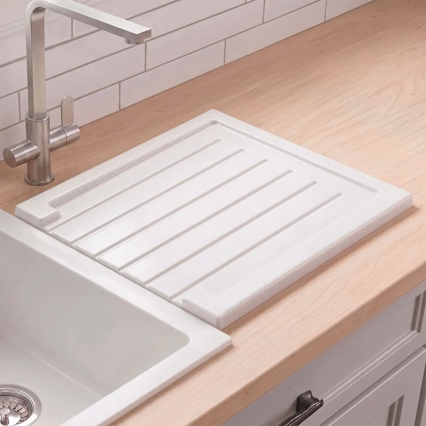 Balterley White Ceramic Fireclay Kitchen Worktop Sink Drainer with Grooves W: 45 cm, D: 46.7 cm – 2