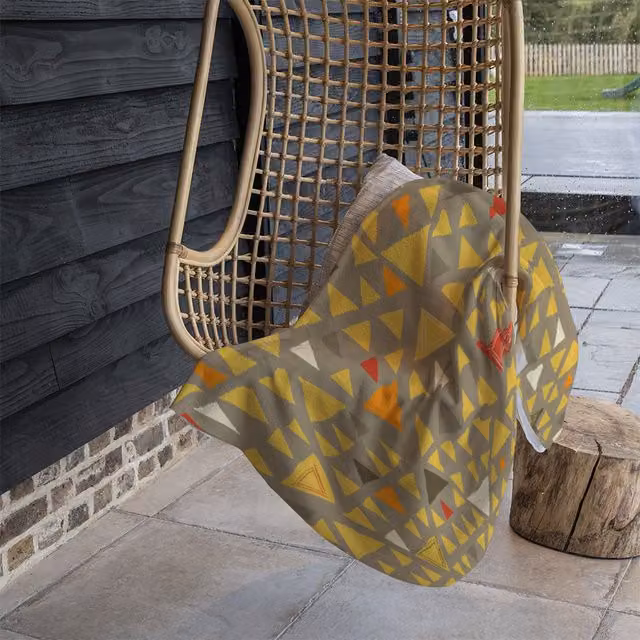 Benjamin Tate Design Yellow and Brown Geometric Triangles Fleece Blanket, W/D/H: 120 x 150 cm