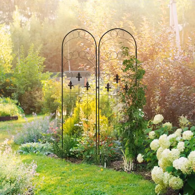 Outsunny Set of 2 Black Metal Scrolls Design Trellis Supports for Climbing Plants