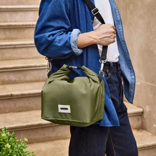 Black + Blum Leakproof BPA-Free Insulated Roll Top Lunch Bag, 10L, Moss Green – 4