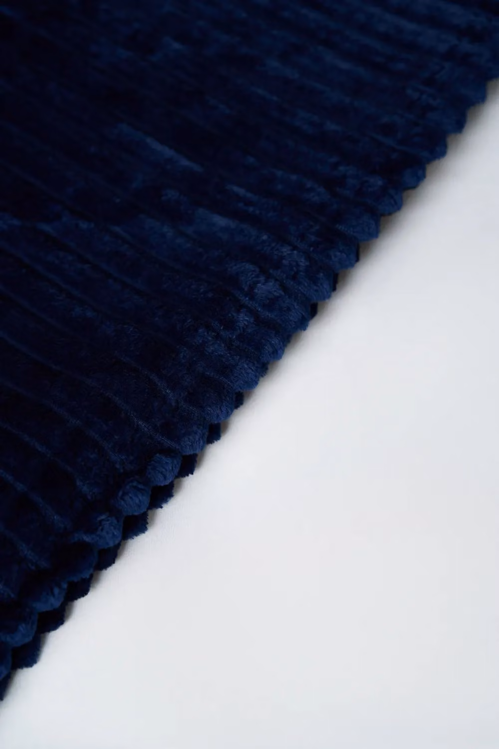 BHS Blue Striped Ribbon Velvet Throw, W: 127 cm, D: 152 cm – 4