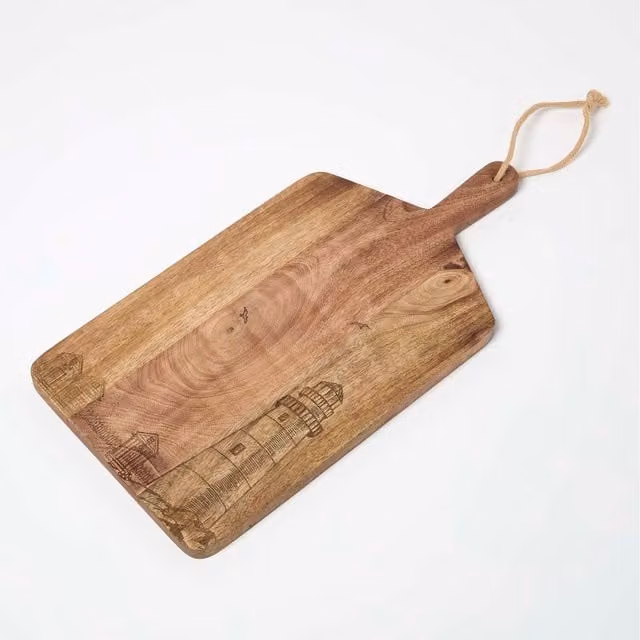 Homescapes Rectangular Etched Beach Mango Wood Chopping Board in Brown and Yellow