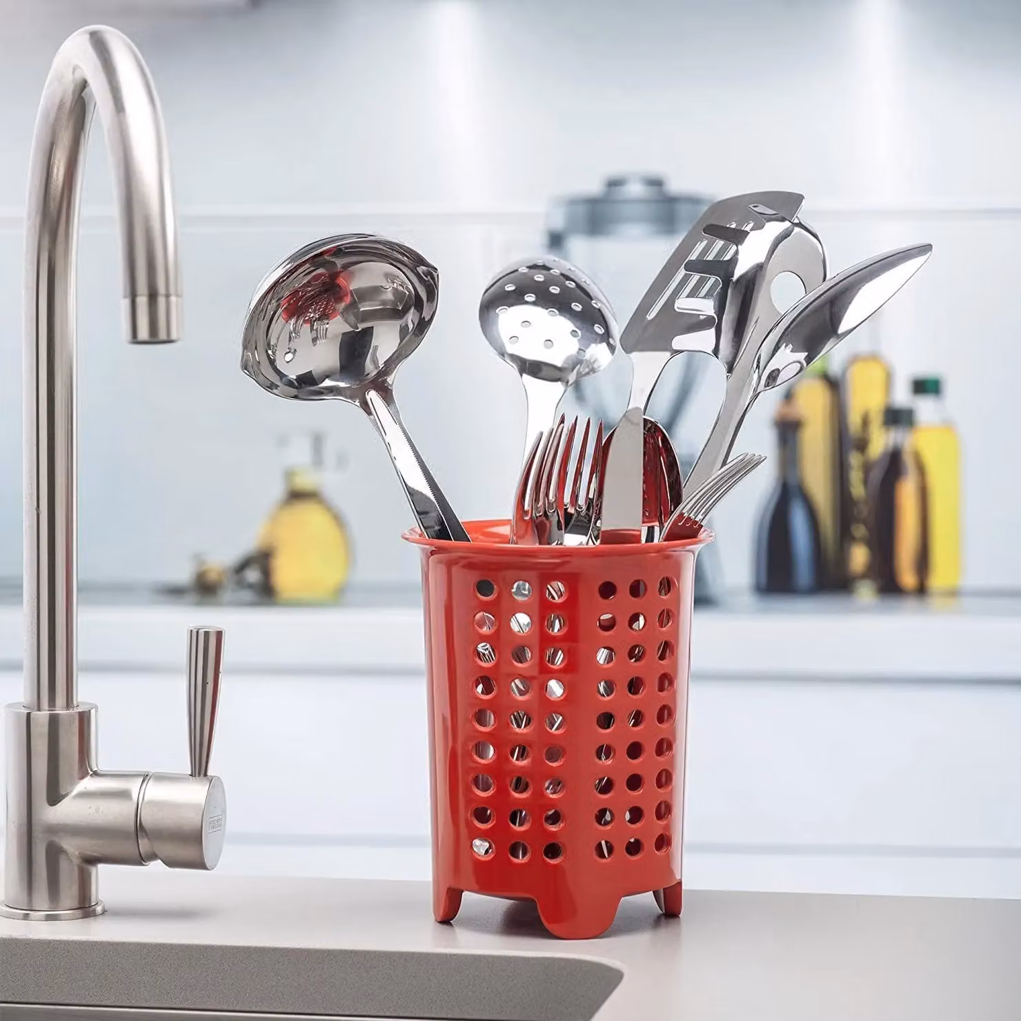 Zeal Melamine Cutlery Drainer and Utensil Pot in Red, W/D/H: 14 x 14 x 17 cm – 2