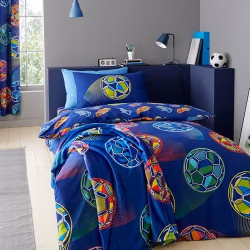 Catherine Lansfield Bright Football Reversible Single Duvet Cover and Pillowcase Set, Navy Blue, Duvet Cover: 135 x 200 cm, Pillowcase: 50 x 75 cm – 1