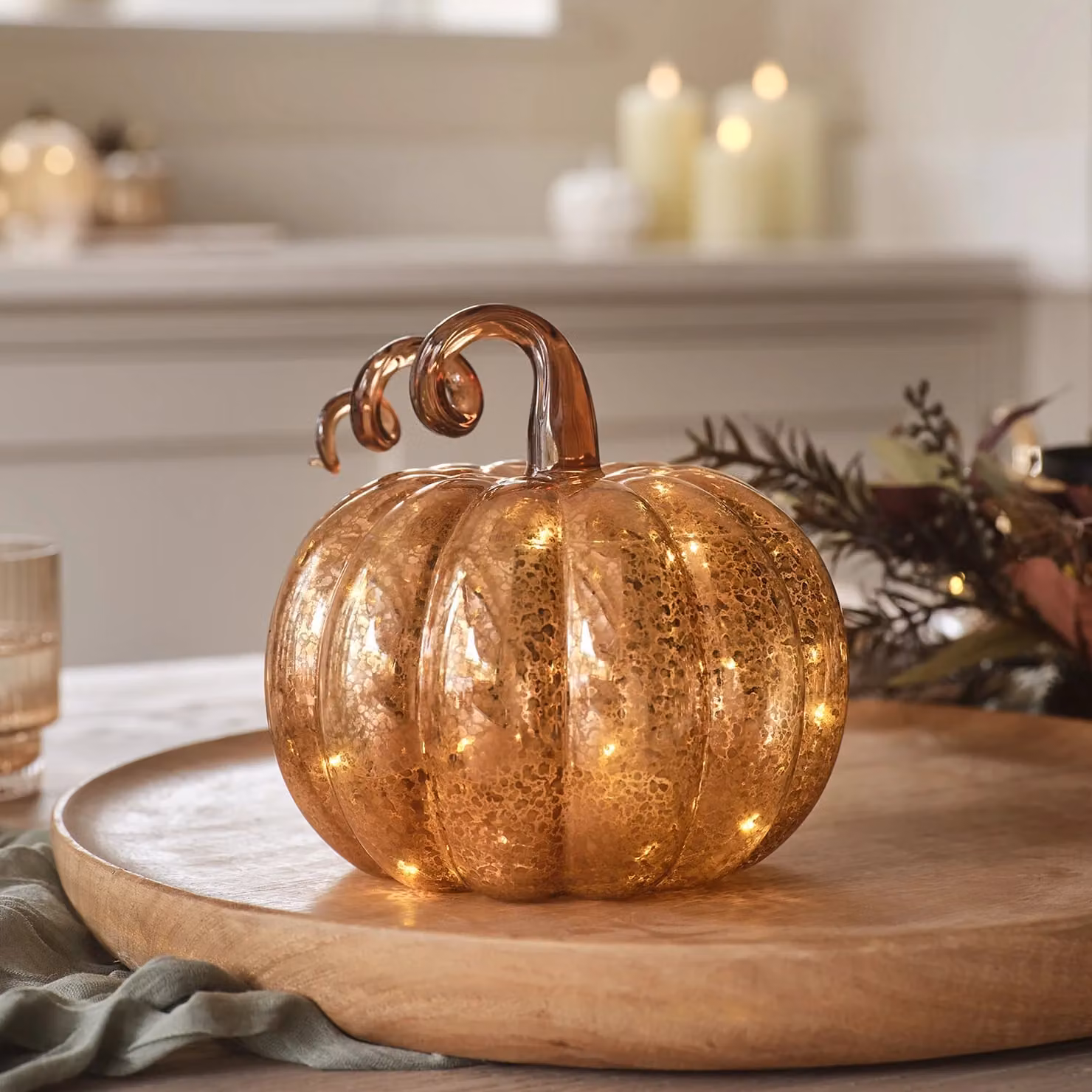 Lights4fun Amber Mercury Glass Light Up Pumpkin Autumn Decoration, Height: 16.5 cm – 1