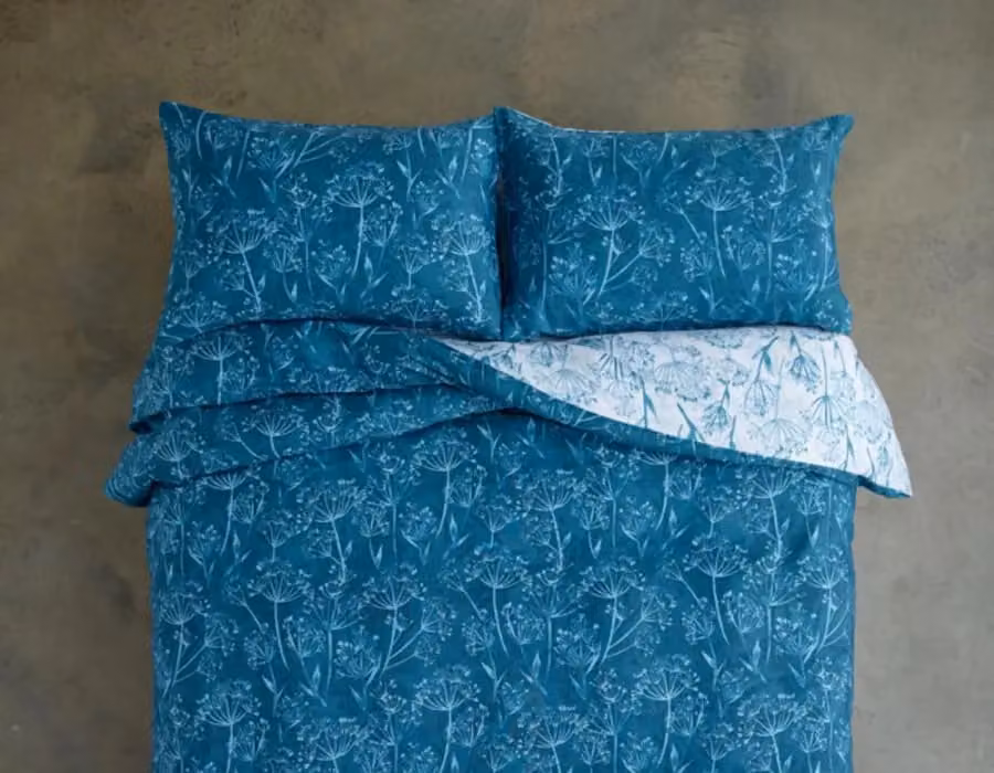 Deyongs Floral Cotton Rich 200 Thread Count Duvet Cover and Pillowcase Set in Blue and Green, W/D/H: 200 x 220 cm and 140 x 200 cm – 3