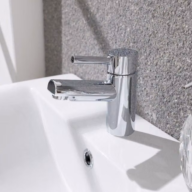 Nes Home Contemporary Single Lever Basin Mixer Tap in Chrome Silver