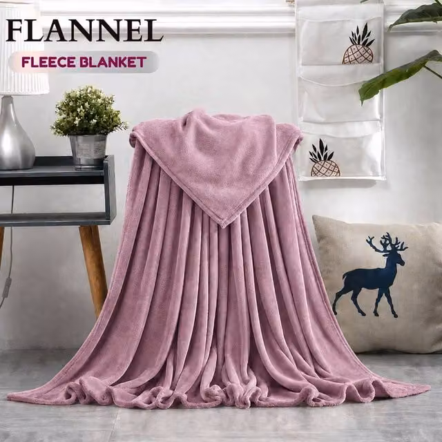 Grace Premium Soft Flannel Fleece Throw Blanket in Pink, W/D/H: 130 x 150 cm