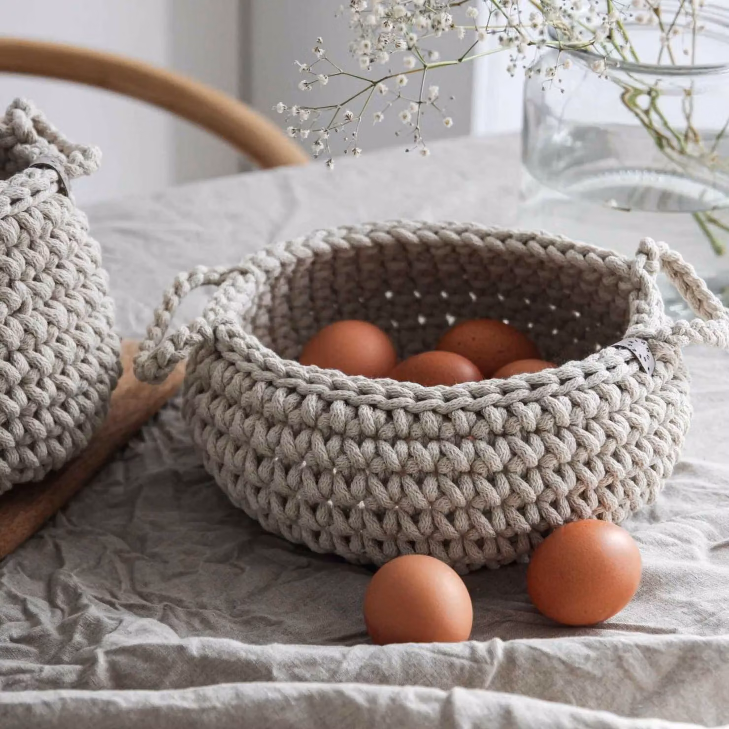 Zuri House Small Open Weave Flat Fabric Basket in Beige – 3