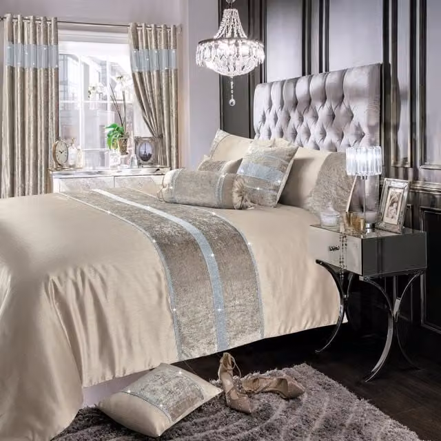 Intimates Luxury Crushed Velvet Duvet Cover and Pillowcase Set in Beige and Grey, W: 140 cm, L: 200 cm