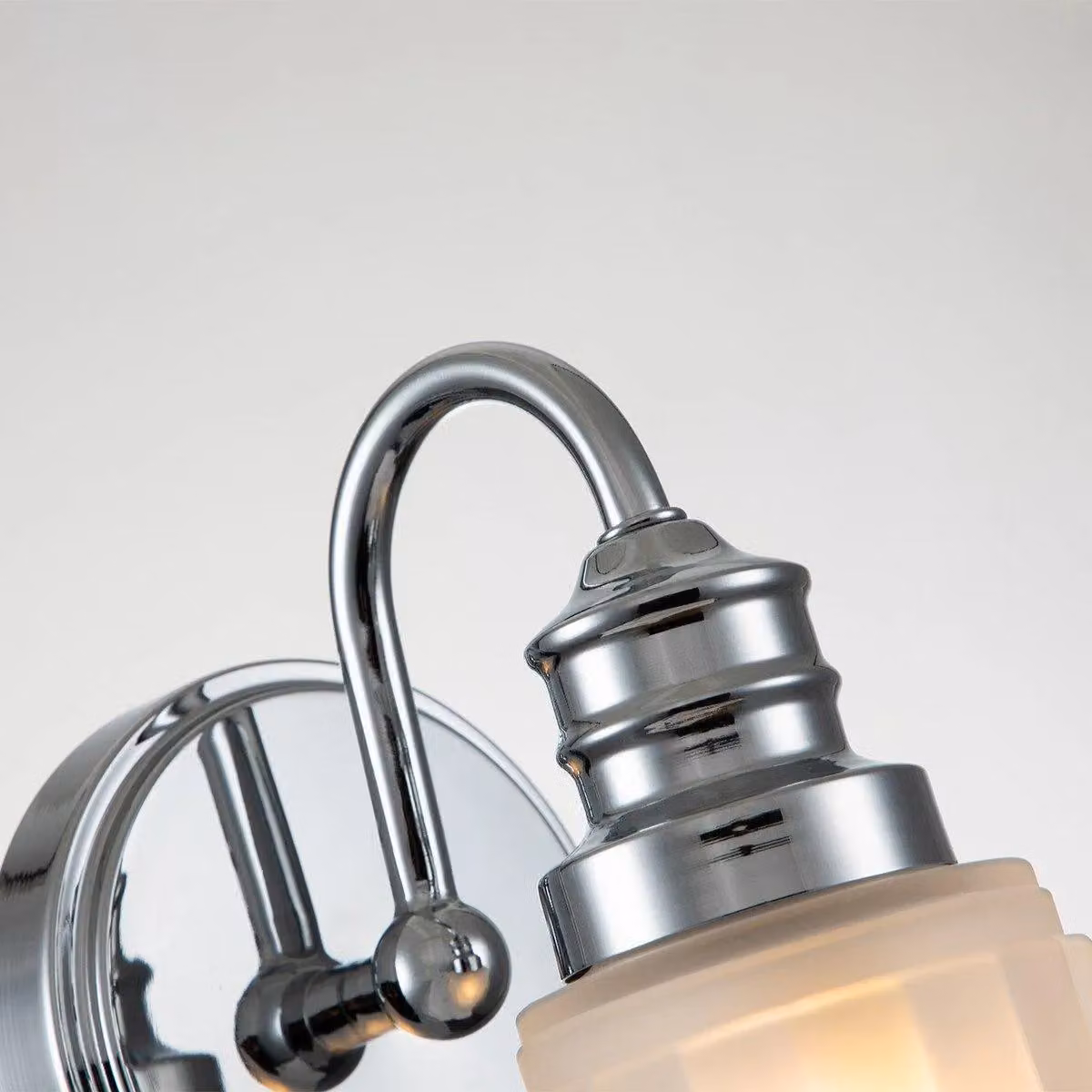 Quoizel Swell Wall Lamp in Polished Chrome and Grey with Glass Shade, IP44 Rated for Bathroom Use – 2