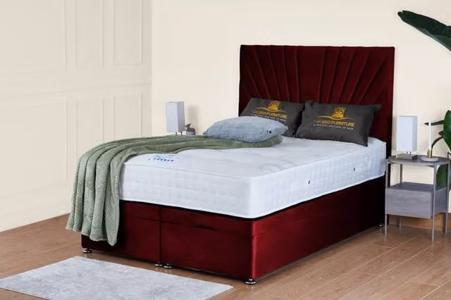 UK Bed Furniture Sunrise Double Ottoman Divan Bed with 54 Inch Headboard in Red Velvet Fabric, W/D/H: 140 x 200 cm