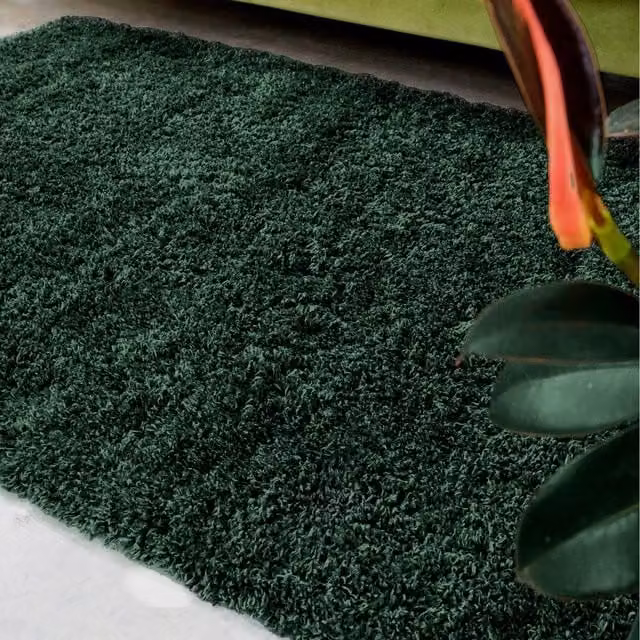 The Rug House Super Soft Dark Shaggy Living Area Rug in Forest Green, W: 110 cm, D: 60 cm