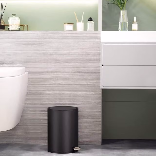 SONGMICS 3L Soft-Close Pedal Bathroom Bin with Lid and Removable Inner Bucket, Black