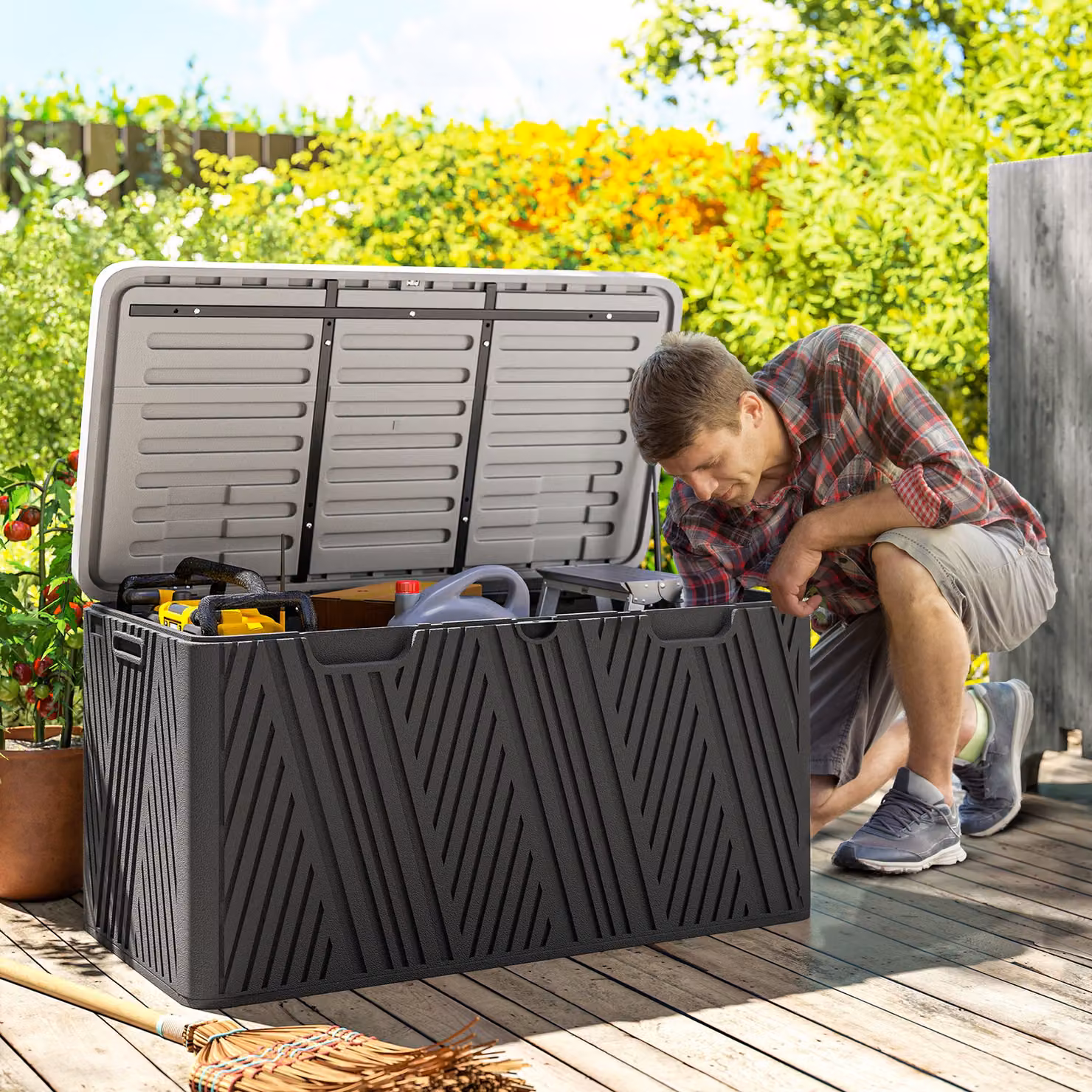 Outsunny 380L Waterproof Outdoor Storage Box with Lockable Lid in Black – 2