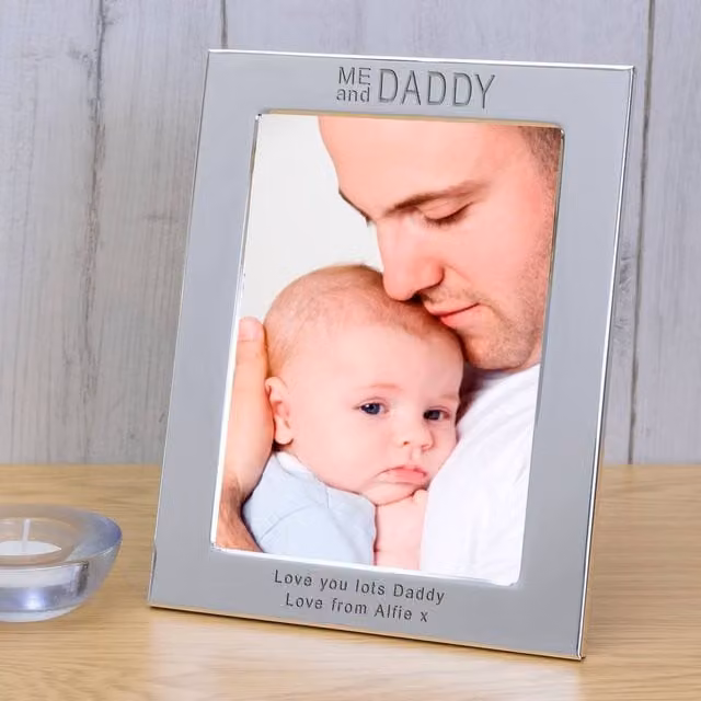 Uniqueful Personalised Me and Daddy Silver Plated Rectangular Metal Picture Frame, W/H: 17.8 x 17.8 cm (Fits 7x5 inch photo)