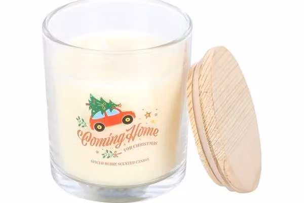 KDMD Coming Home for Christmas Spiced Berry Tabletop Candle in Beige – 2