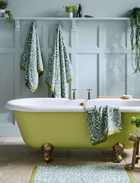 William Morris At Home Michaelmas Daisy Floral Pure Cotton Towel in Green Mix