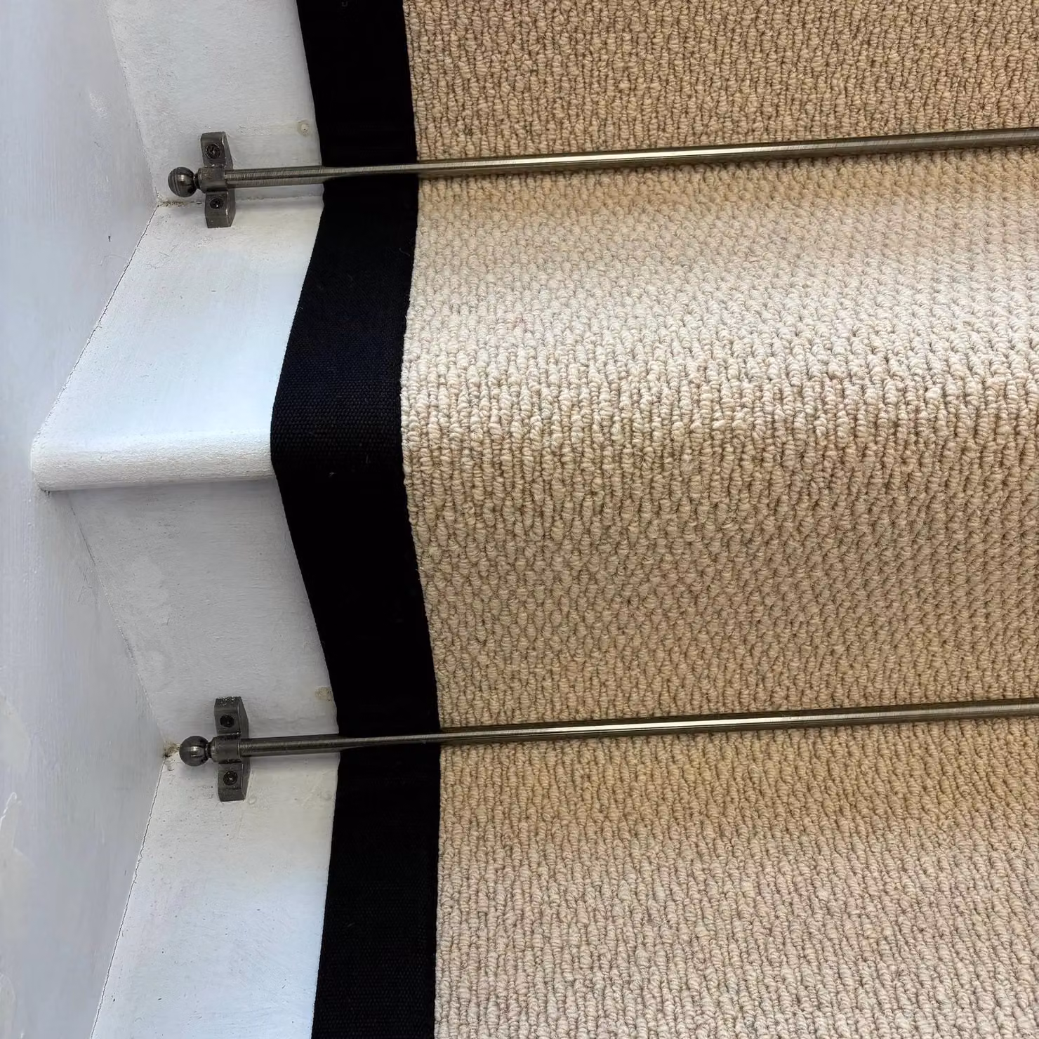 RainbowHome Kalahari Caramel Wool Stair Runner with 100% Cotton Black Border in Camel, W: 70 cm, L: 700 cm – 2